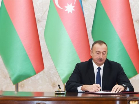 Prezident hərbi vəziyyəti ləğv etdi - FƏRMAN