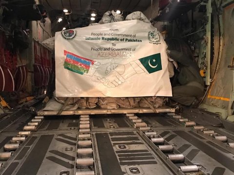Pakistan Azərbaycana humanitar yardım göndərib
