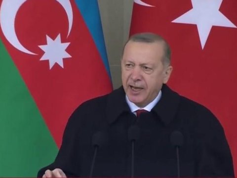 Ərdoğanın oxuduğu şeir Cənubi Azərbaycanda trend yaratdı – VİDEO 