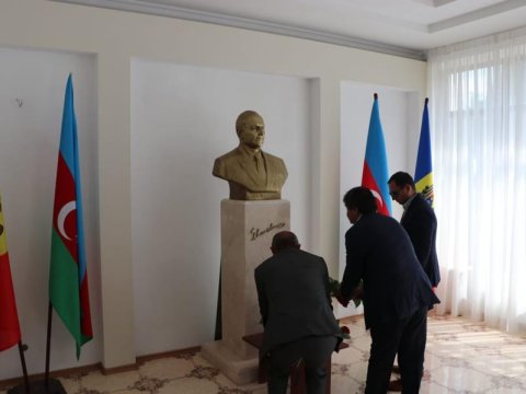 Ümummilli lider Moldovada anıldı