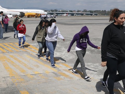 Avropadan bir qrup azərbaycanlı deportasiya olundu