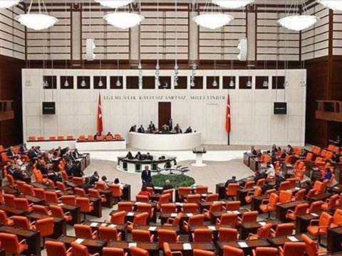 Siyasi partiyalar və deputatlar ABŞ-ın sanksiyalarını pisləyən birgə bəyanat yaydı