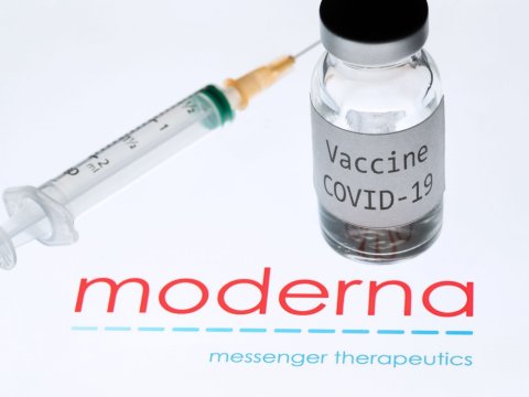 ABŞ “Moderna” şirkətinin vaksininə icazə verdi