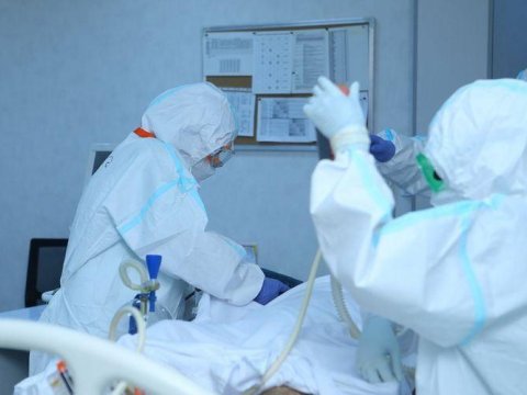 Koronavirus xəstələrinin adı niyə 14 gündən sonra sistemdən çıxarılır? - Rəsmi cavab