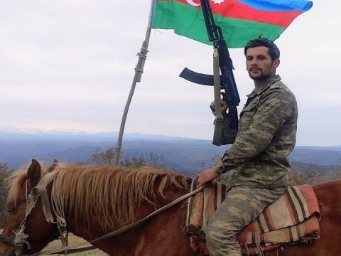 Bizim əsgər - Döyüşçü seyid Mirvahid: “Dedi ki, sizin jurnalist dostunuzla bir yerdəyəm” - FOTOLAR