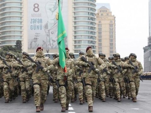 Azərbaycan müdafiə xərclərini ARTIRIR  