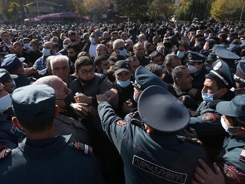 Paşinyana qarşı ümumilli tətil başlayır