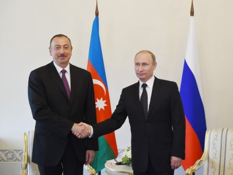 Putin İlham Əliyevə zəng etdi