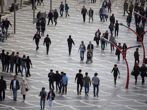 Müharibə dövründə vətəndaşların inandığı və inanmadığı dövlət qurumların SİYAHISI