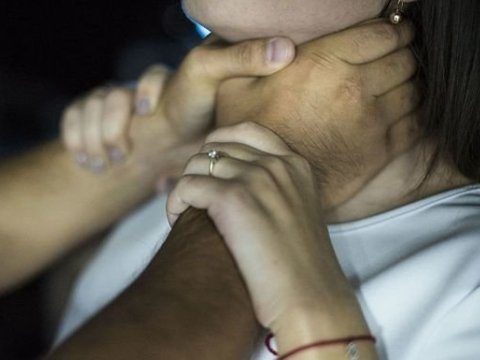 Kişi evlənmək istəyən keçmiş həyat yoldaşını öldürüb asdı