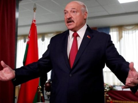 “Mən peyvənd olmayacam” - Lukaşenko