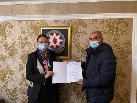 Komitə sədri şəhid atası ilə görüşdü - FOTO