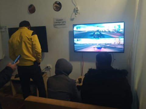 Naftalanda karantini pozan oyun zalı aşkarlandı - FOTO