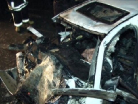 Qarajda “Hyundai” yandı, 5 nəfər təxliyyə edildi
