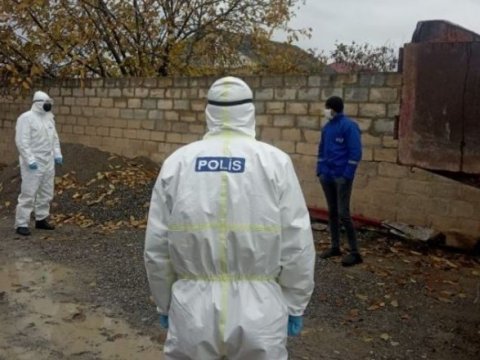 Həftəsonu küçəyə çıxan 8 koronavirus xəstəsinə cinayət işi açıldı