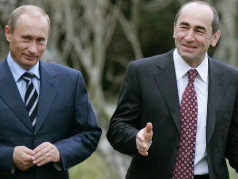 Putin Koçaryanı təbrik etdi