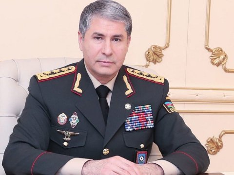 Vilayət Eyvazov şəxsi heyəti təbrik etdi
