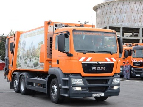 Bakıya kommunal xidmətləri üçün yeni texnikalar alınıb