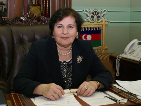Nailə Vəlixanlıya “Şərəf” ordeni verildi