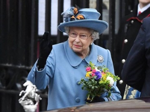 II Elizabet Aİ ilə sazişi təsdiqlədi