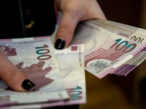 25 il stajı olub hazırda işləməyən bu şəxslər üçün təqaüd təsis edildi