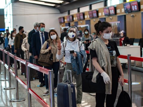 Təhlükəli virus Azərbaycana da çata bilər - “Təyyarə reyslərinə ciddi nəzarət olunsun”