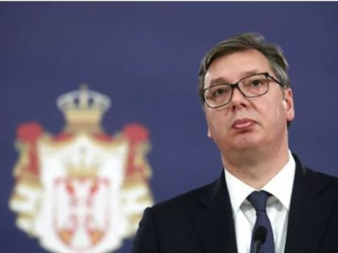 Serb nazir prezidentin qanunsuz dinlənildiyini söylədi
