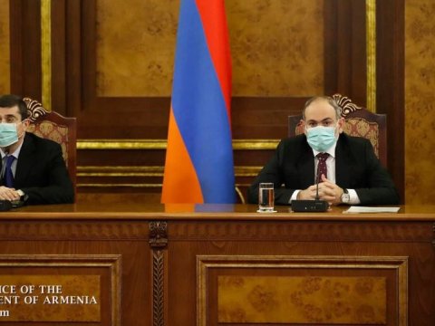 Paşinyan Arutyunyanla Təhlükəsizlik Şurasının iclasını keçirdi - FOTO