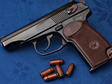 Keçmiş məhkumdan “Makarov” götürüldü