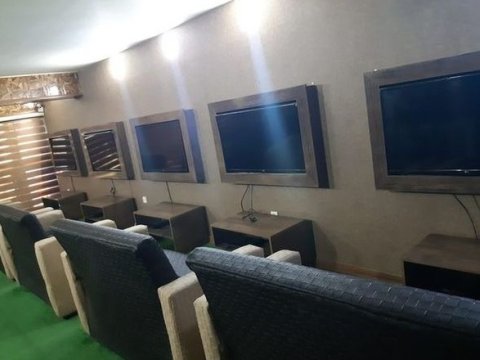 Qaxda oyun zalının sahibi və müştəriləri cərimələndi