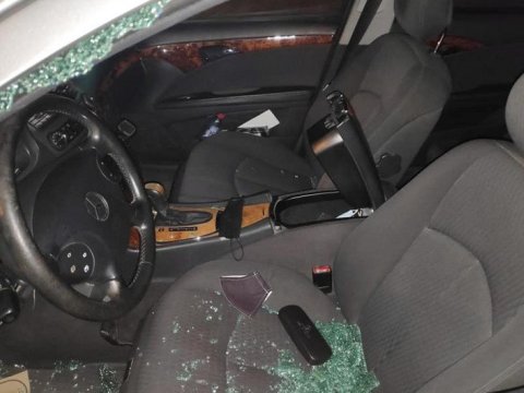 Jurnalistin maşını qarət edildi - FOTO