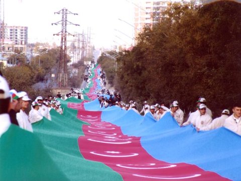 Dünya Azərbaycanlılarından “Qarabağ Dirçəliş Fondu”na dəstək