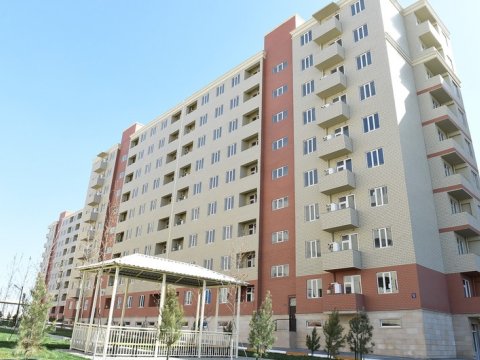 Prezident köçkünlər üçün tikilən evlərin şəhid ailələrinə verilməsini tapşırdı