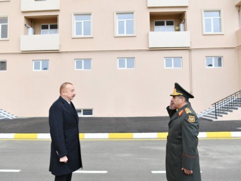 Hərbçilərə mənzillərin verilməsinə 35 mln. manat ayrılıb - Maliyyə naziri