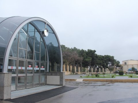 Metronun “8 Noyabr” stansiyası istismara hazırlanır  