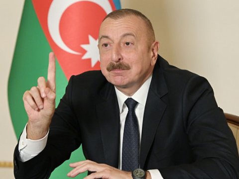Prezident: “Açın gözünüzü baxın və dilinizi qoyun qarnınıza!” 