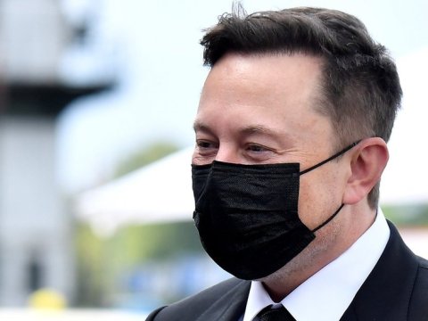 Mask dünyanın ən varlı insanı oldu