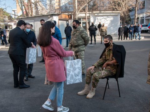 Nərimanovda Vətən Müharibəsinin iştirakçıları və qazilərlə görüş keçirilib