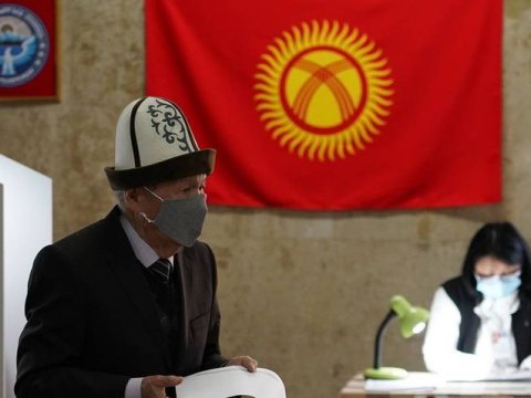 Qırğız Respublikasında referendum baş tutdu