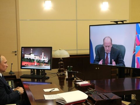 Putin Qarabağa görə müşavirə keçirdi