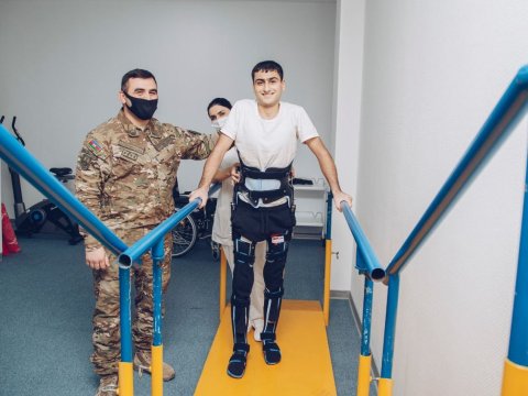 “YAŞAT” Fondu qazilər üçün xaricdən ortopedik cihaz aldı - VİDEO