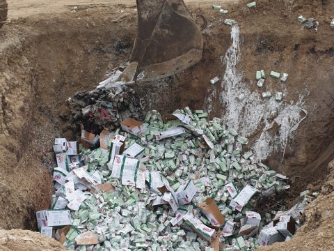İstehlak üçün yararsız 4,5 ton qaymaq aşkarlandı - FOTO