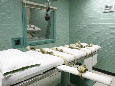 ABŞ-da 68 il sonra qadın məhbus edam olundu 