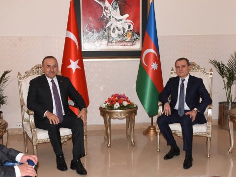 Bayramov Çavuşoğlu ilə Moskva bəyanatını müzakirə etdi - FOTO
