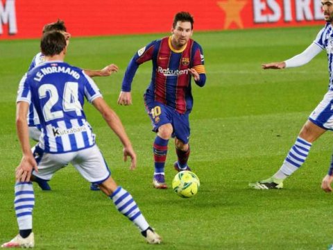 Messi ən yaxşı oyun qurucusu seçildi