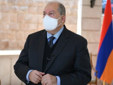 Koronavirusa yoluxan Ermənistan prezidentindən xəbər var