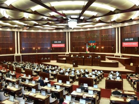 Bu gün parlamentdə iclaslar olacaq