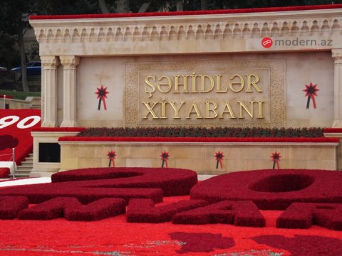 Şəhidlər Xiyabanından FOTOREPORTAJ