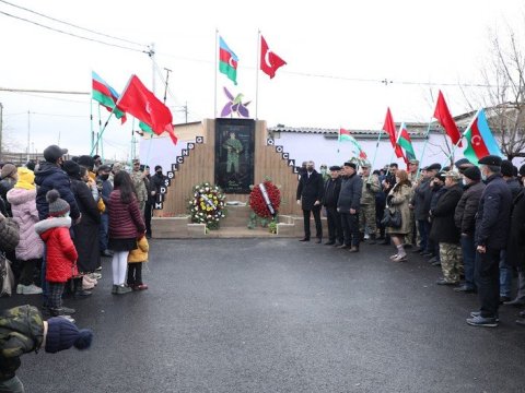 Bakıda şəhidin xatirəsinə tikilən bulağın açılışı oldu