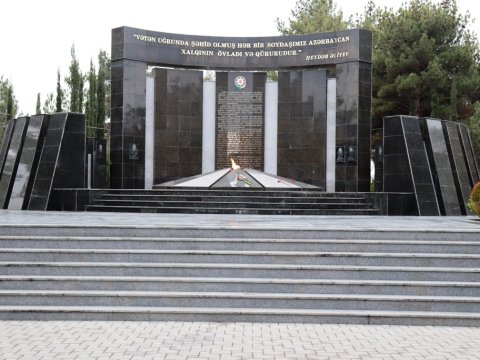 Naftalanda 20 Yanvar şəhidləri yad edilib - FOTOLAR